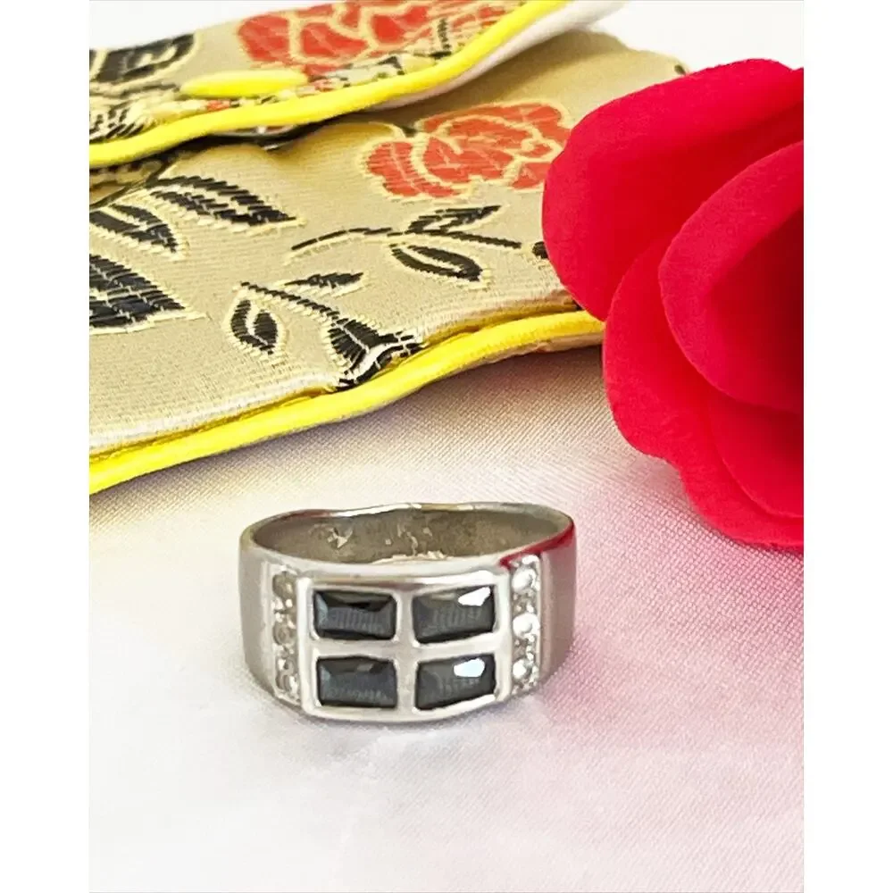 RING Vintage Modernist Art Deco Inspired Sterling Silver & Onyx Band Ring Unisex